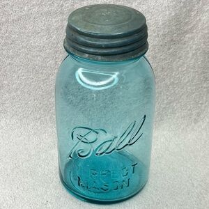 Antique Ball Blue Mason Jar w/Metal Screwtop Lid-7.5” Tall-Farmhouse-Vtg-Vintage